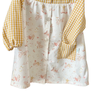 Bata de botones infantil